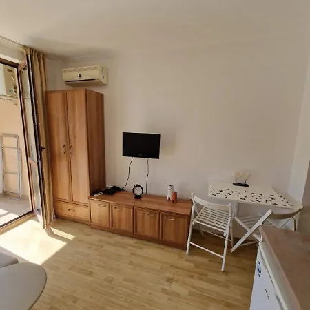 Astoria 2 - Premium